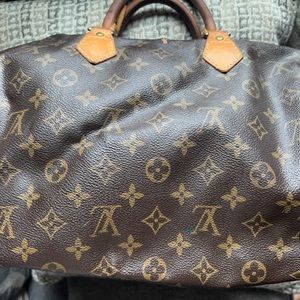 Authentic Louis Vuitton speedy 30